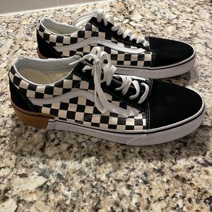 VVGUC Men’s checkered van tennis shoes